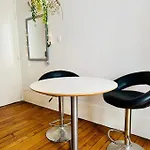 Studio Anime Et Nifty A Paris/Denfert Rochereau